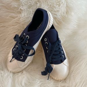 NWT A.P.C. Iggy Low Sneakers Size EU 37